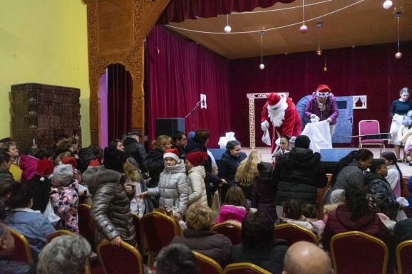 Karácsonyi vásár és angyaljárás Torján